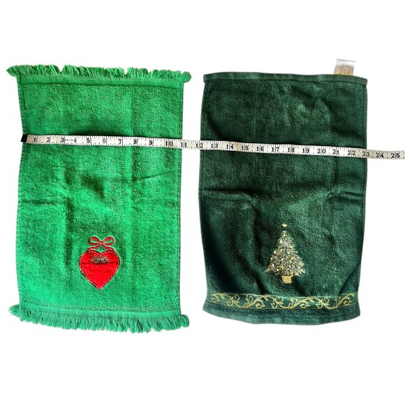 Cannon & St. Nicholaus Christmas Hand Towels With Embroidered Heart & Tree Desig - Picture 4 of 16